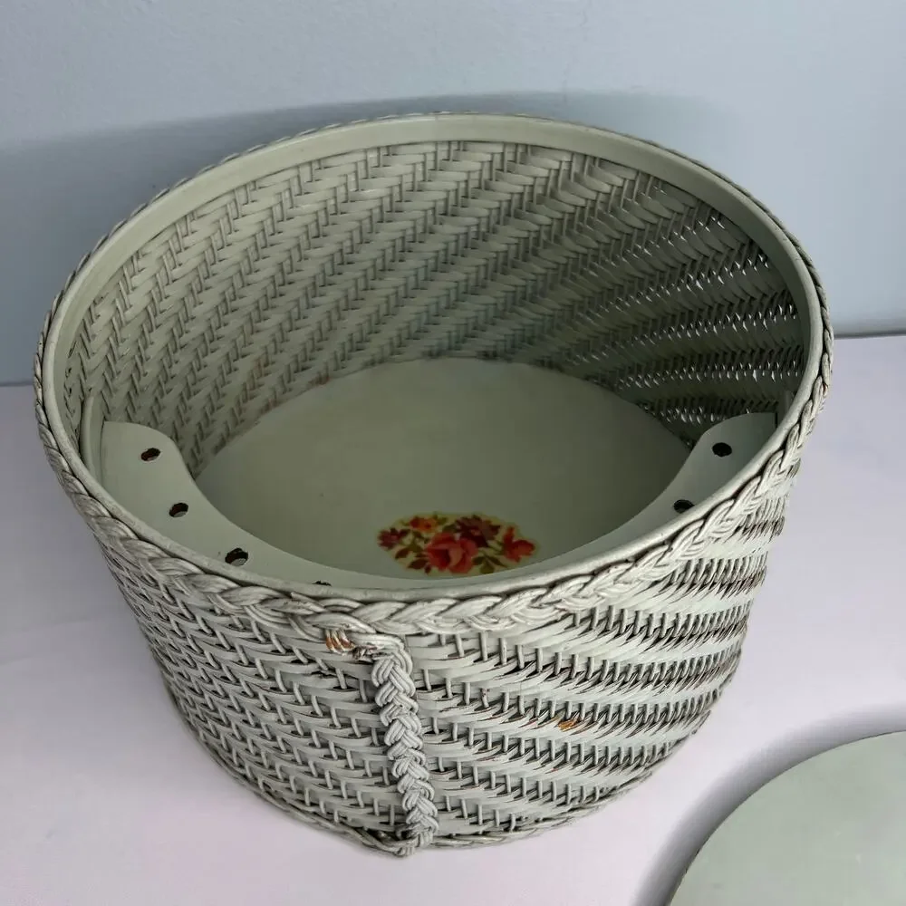 Vtg 60s Harvey Wicker Woven Lidded Sewing Basket  Box Cottage Floral Top Decal
